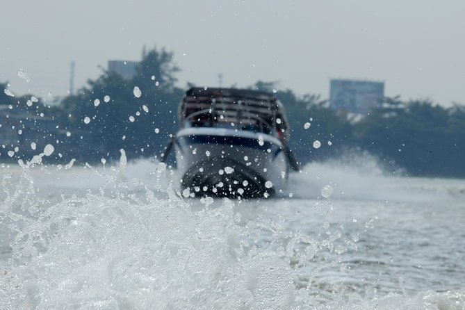 Private Cu Chi Tunnels tour by Luxury Speedboat - Underground Bunkers and Traps: Learning How the System Worked