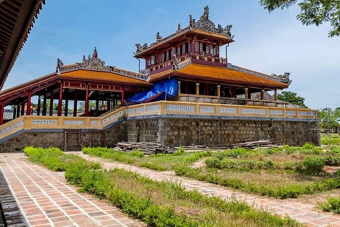 Private Full-Day Tour of Hue from Da Nang or Hoi An City - Stop 2: Tomb of Tu Duc, designed by the emperor who refused to leave