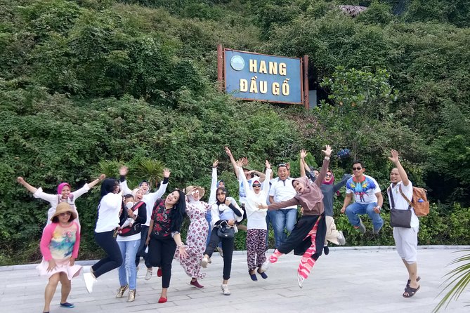 Private Ha Long bay day trip(From Hanoi city or Halong harbour) - Fighting Cock and Incense Burner islets for easy, fun photos