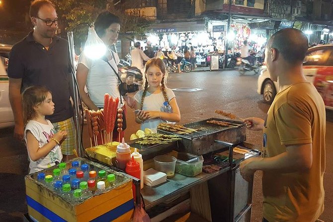 Private Hanoi Street Food Walking Tour With Real Foodie - Old Quarter tastings: 10 dishes across stands and family restaurants