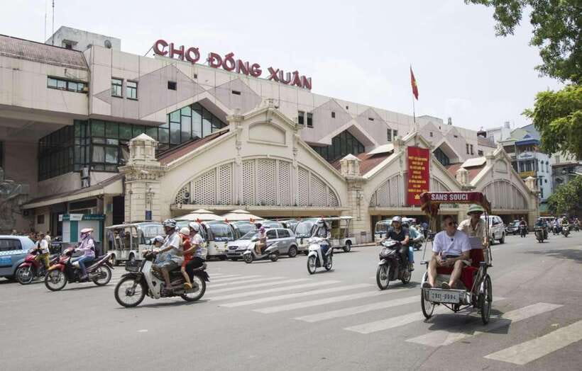 Private Hanoi Walking Tour with visit Train Street - Long Biên Bridge, the Red River, and why this stop hits harder than photos