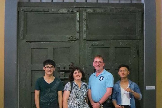 (Private) Hanoi War Sites Tour - Pickup, drop-off, and how to keep the day running on time