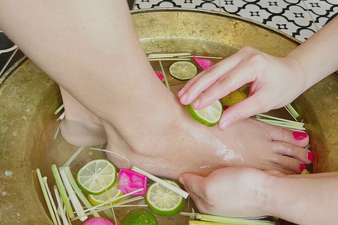 Private Hoi An Rosara Spa with Free Pick up or Drop off - The hot-stone sequence: oil, stones, and heat that builds on purpose