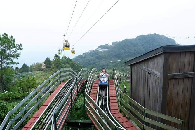 Private luxury Ba Na Hills & Hoi An Walking Tour, Night Market - The Hoi An Old Town walk: Japanese Bridge, assembly halls, and heritage houses
