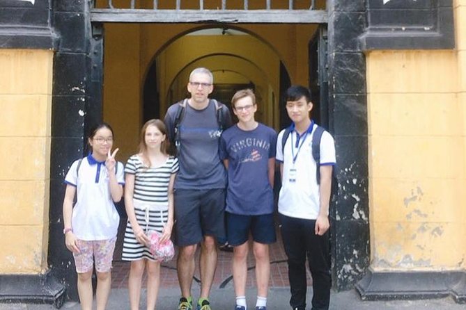 (Private) MUSEUM TOUR in HANOI - Price and logistics: what you should budget