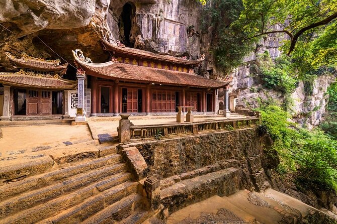 Private Ninh Binh Full Day (Bich Dong -Tam coc -Mua cave- Biking) - Local family stop: culture you can see, not just hear