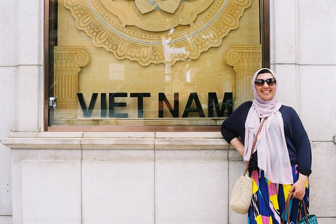 Private Photography Tour & Ho Chi Minh City Exploration By Local - Ben Thanh Market to Nguyen Hue Street: First Frames in District 1