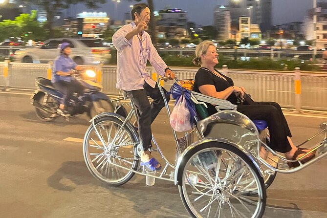 Private Street Food Discovery by Cyclo at Night in Ho Chi Minh - Key highlights you will actually feel during the tour