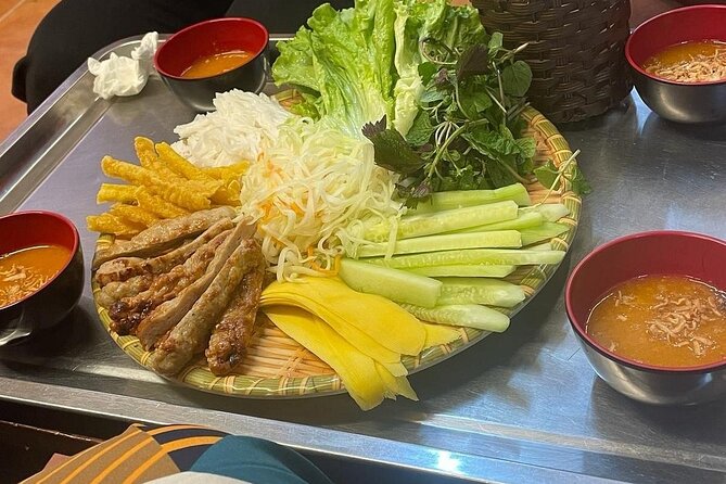 Private Street Food Tour with a Local Food Guide - Stop-by-Stop: Pho 10 Lý Quốc Sư, Bánh Mì Mỹ, and Bún Chả Hà Nội
