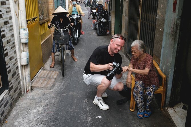 Private Sunrise Photography Tour - Down in Chinatown - Getting to the photo start line without stress