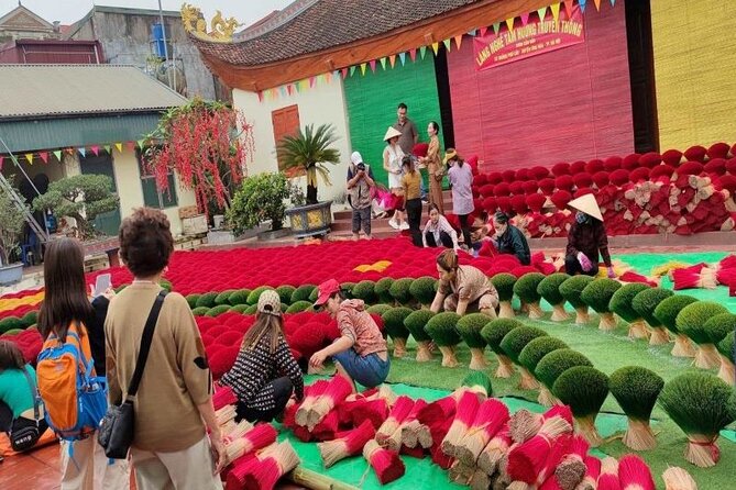 Private Tour Incense Village, Hat village & Train Street Coffee - Quảng Phú Cầu Incense Village: The Craft Stop With the Weather Catch