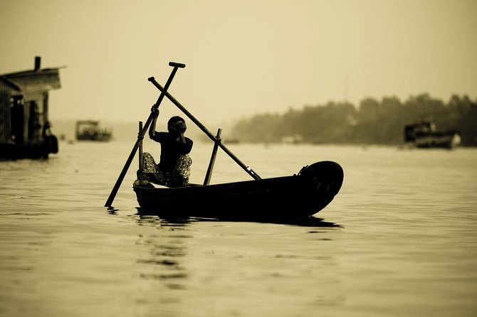 Private Tour Mekong Delta Day Trip from Ho Chi Minh City - My Tho river time: sampans, coconuts, and workshops