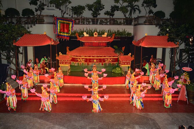 Private Tour Water Puppet Show And Cruise Tour On Saigon River - A 4-hour Saigon night that links theater and the river