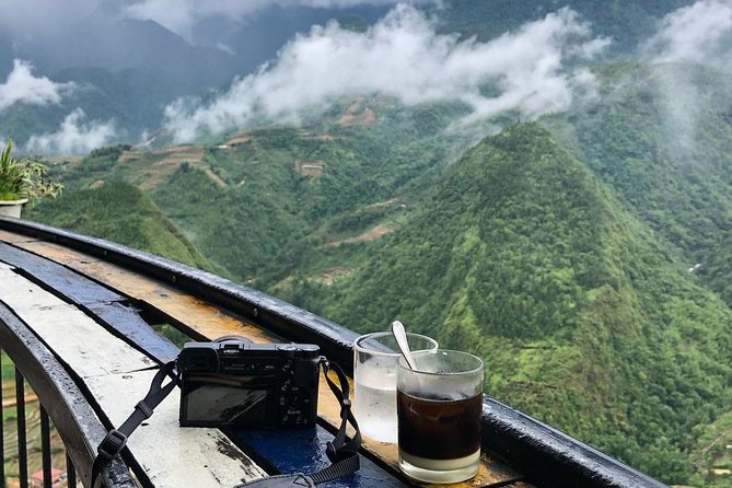 Private transfer between Hanoi and Sapa - The drive experience: AC, bottled water, and smarter rest stops