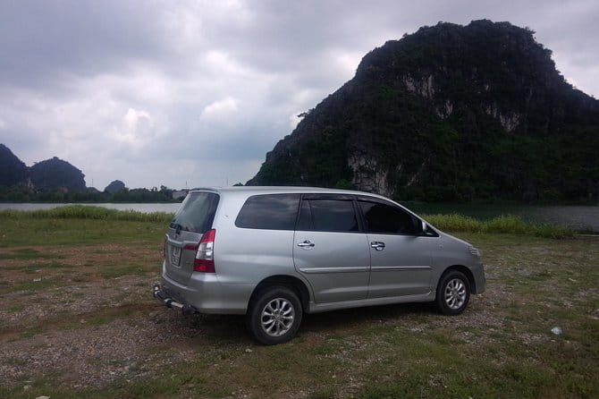 Private transfer Ninh Binh <=> Halong One Way (Free Hotel Pickup) - Reaching Halong Bay: Ports vs Halong City Hotels