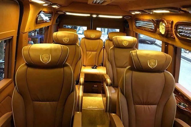 Private Transfers Hanoi <=> Halong One Way by Limousine Vehicles - Timing and route: Hanoi to Halong in about 2 hours 15