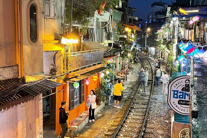 Private Unstoppable Gourmet Gastronomic Tour - Old Quarter lanes for “street food you would skip on your own”