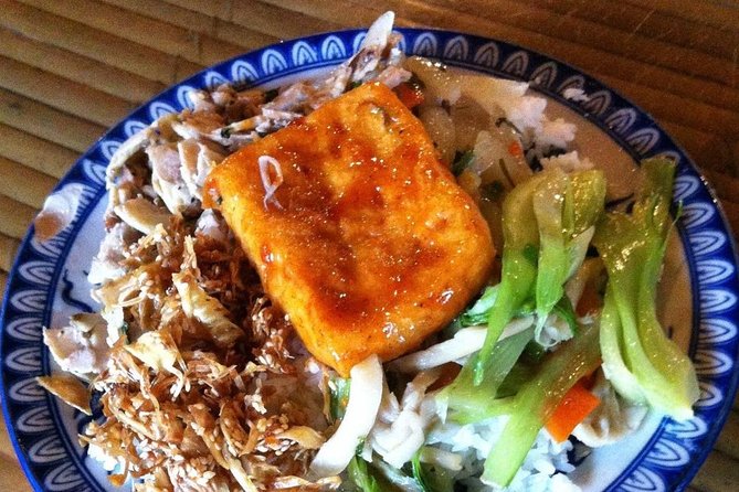 Private Vegan Food Tour in Ho Chi Minh City By Motorbike - Guides and Storytelling That Add Meaning to Each Bite