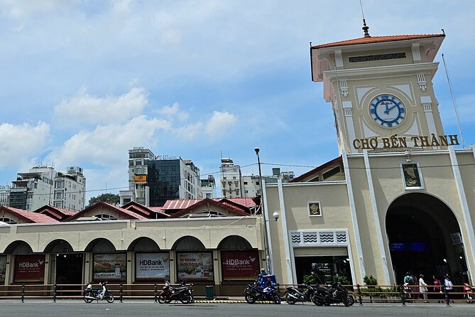 Private Walking Half Day Tour in Ho Chi Minh City - Notre Dame Cathedral: What You Notice Changes When You Have Context