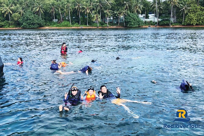 RED RIVER TOUR (Share group): DISCOVERY 3 ISLANDS BY BOAT - Hon Roi or Coconut Island: Sea Sports Fun, Plus Sea Walking and Scuba Options