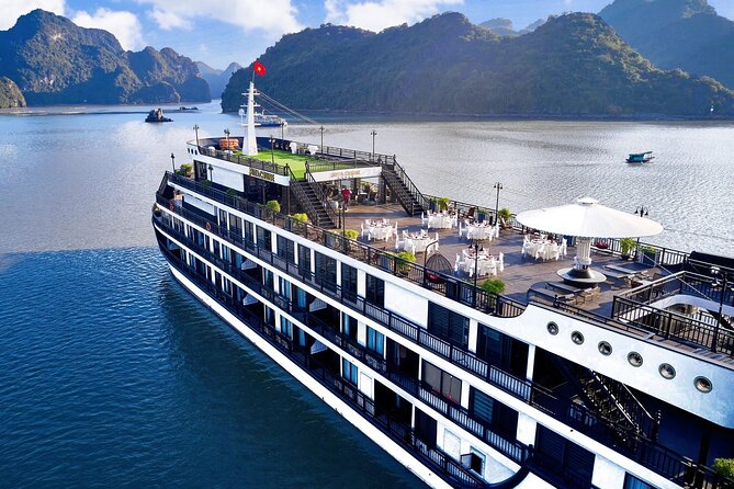 RITA CRUISE - LUXURY 5 STAR CRUISE in HALONG BAY from HANOI - Hanoi to the harbor: the real logistics that shape your day