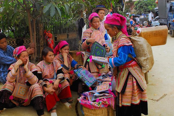Sa Pa 2-Day Moderate Trek and Homestay Limousine Tour from Hanoi - Homestay Night: What It Costs You, What It Gives Back