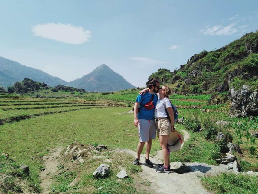 Sa Pa: Private Guided Tour on a Motorbike with Lunch - Nearly-200-Meter Waterfall Stop in Muong Hoa Valley