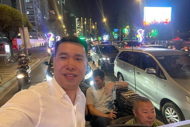 Saigon After Dark Foodie Tour by Army Open Air Jeep 4 Hours - Thich Quang Duc Monument and Your Local Dinner Stop