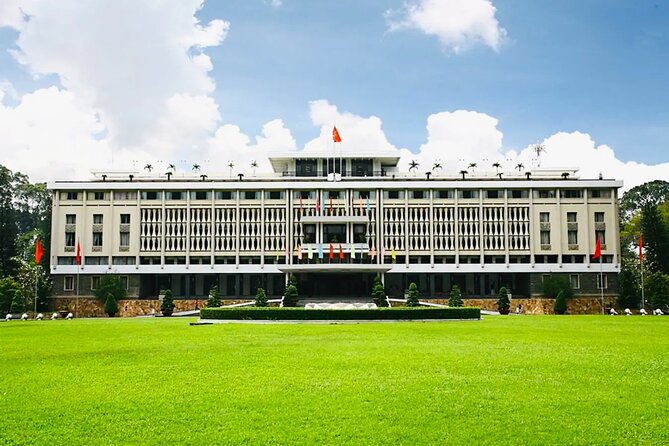 Saigon City and Chinatown Exploration with Water Bus Adventure - Should you book this Saigon City highlight and Chinatown tour?
