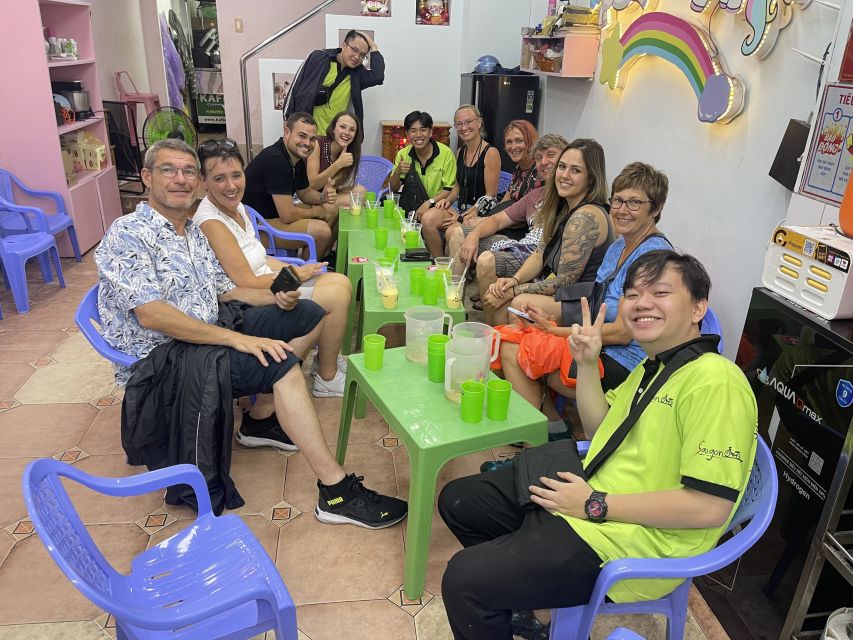 Saigon: Day-Night Sights & Local Food Tour l Female Option - District 4: Smallest District, Big Mix of Traditions