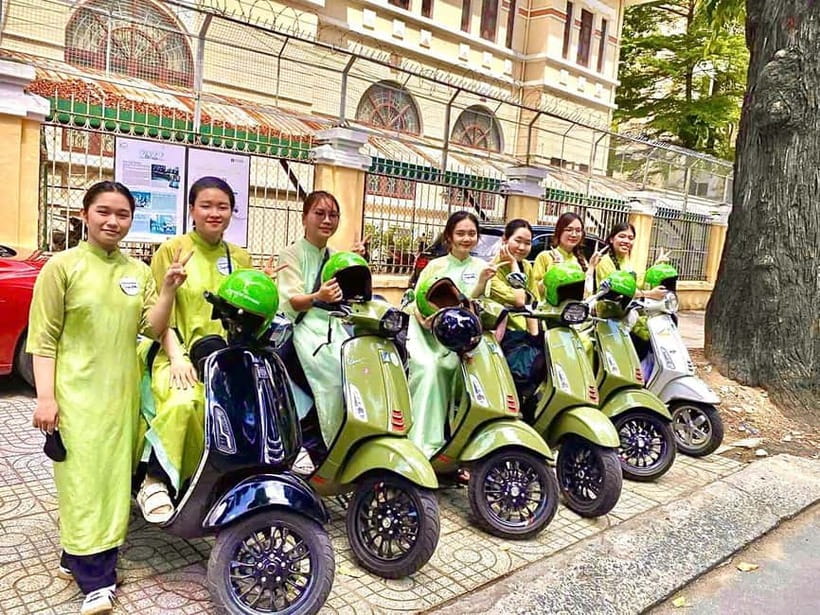Saigon: Day-Night Sights & Local Food Tour l Female Option - Gear Up and Link Up in District 1