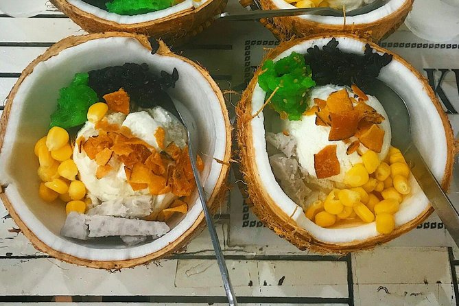 Saigon Evening Food Tour by Scooter - Ordering, pacing, and how guides keep you moving
