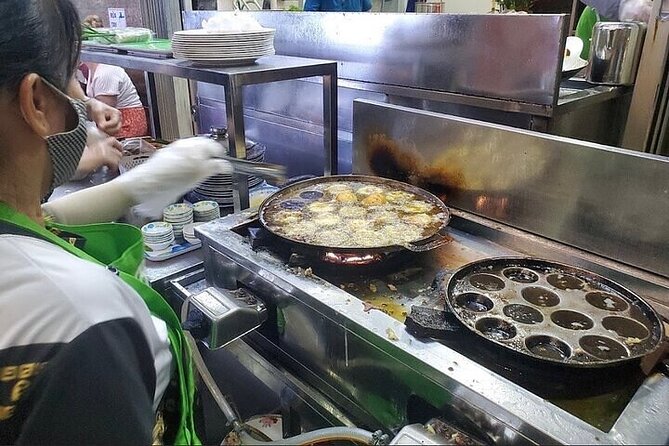 Saigon Evening Walking Street Food Tour - Tips So You Enjoy Every Stop (Not Just the First Two)