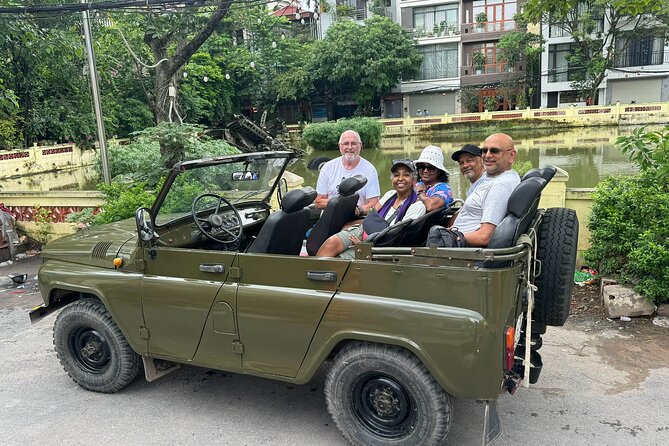 Saigon Jeep City Tour, Backstreet, Cultures hidden Gems 4 Hours - Nguyen Thien Thuat Apartment Buildings: Coffee, Old Architecture, and Street-Level Culture