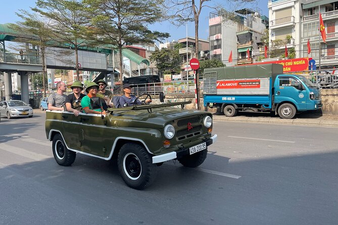 Saigon Jeep City Tour, Backstreet, Cultures hidden Gems 4 Hours - Ho Thi Ky Flower Market: Color, Noise, and Morning Work