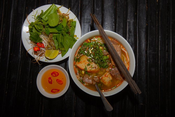 Saigon Night Street Food and City Tour on Scooter - Who should book this scooter tour, and who should think twice