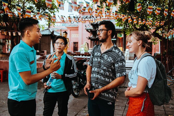 Saigon Sightseeing & Street Food Tour By scooter with Student - Dietary needs and vegetarian plans you should confirm early
