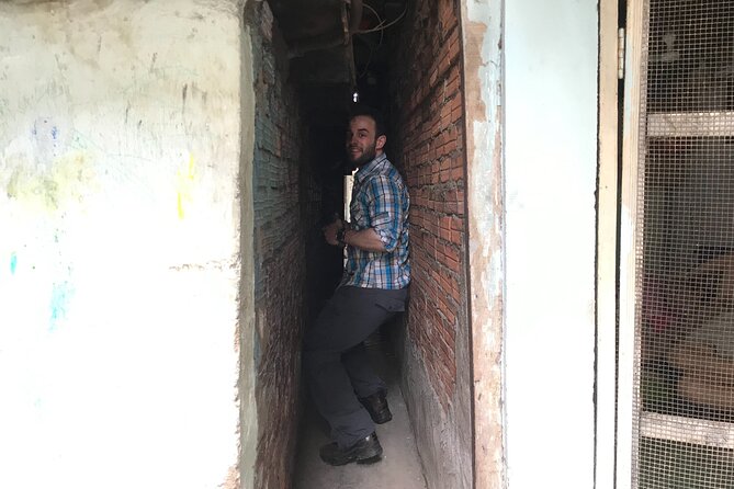 Saigon Slum tour and Saigon Chillspots by motorbike/ Aodai rider - Why this tour feels different from the usual Ho Chi Minh City loop