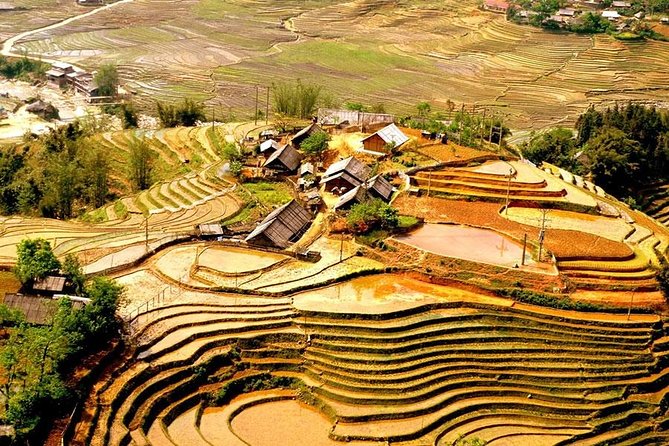 Sapa 3 Days 2 Nights Trekking Tour (1 Night In Ta Van Village, 1 Night In Hotel) - Village Sales on the Trail: How to Stay Friendly Without Getting Worn Down