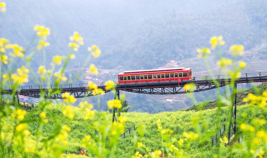 Sapa: Cat Cat Village, Moana, Alpine Coaster, Fansipan Cable - Food and drink you actually get on this tour