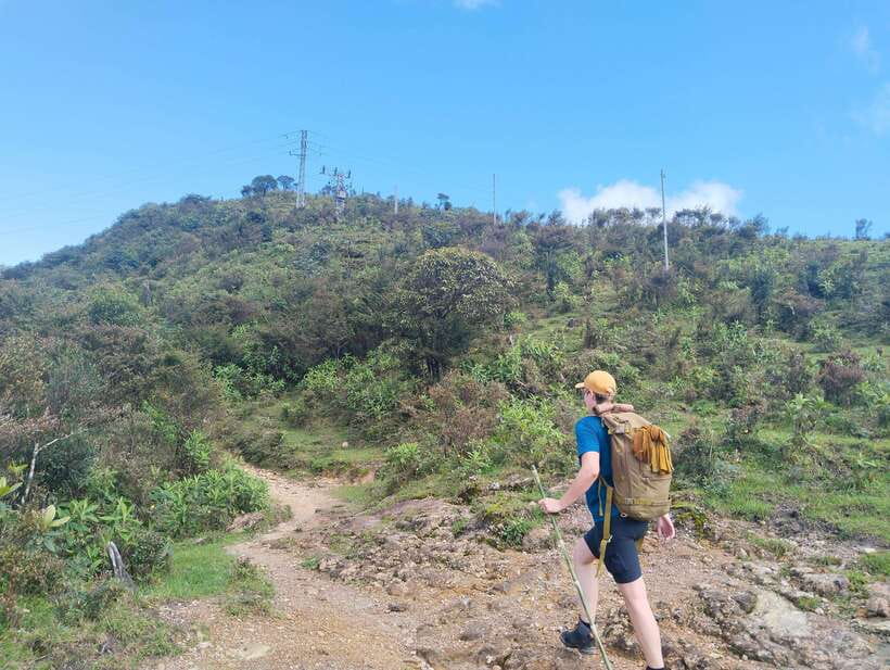 SAPA : Climb up to Fansipan mountain with LOCAL GUIDE - The early start: 5:30 AM pickup and a 6:00 AM walk