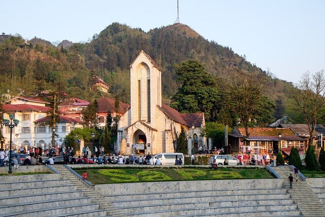 Sapa - Ha Giang Loop Tour 5 days 4 nights - Sapa village day: Y Linh Ho, Lao Chai, and Ta Van in Muong Hoa Valley