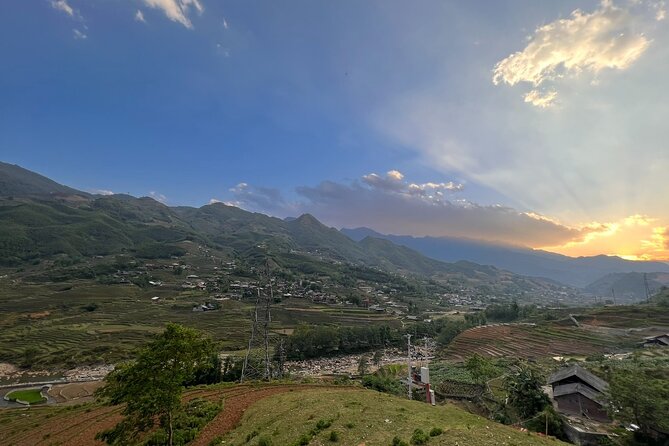 Sapa Half-Day Motorbike Tour: Villages & Rice Fields - Meeting point and how the ride actually works