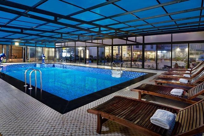 Sapa Tours 2D1N stay At 4 stars hotel nice Sleeping Bus TRANSFER - Muong Hoa River Valley, but on foot (not just from a bus window)