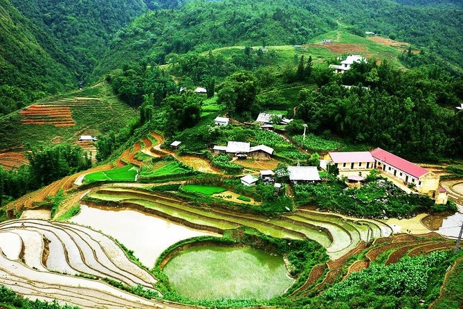 Sapa Tours 2D1N stay At 4 stars hotel nice Sleeping Bus TRANSFER - Day 2: Y Linh Ho terraces, Lao Chai lunch, and Ta Van home life