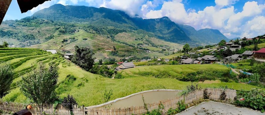 Sapa Trekking Bargains With Local Guide - Luggage drop and showers, because a muddy day needs a plan