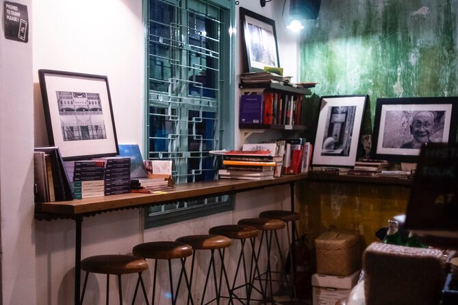 Secret Cocktail Experience in Saigon - Guides and host energy: the difference between a drink and a story