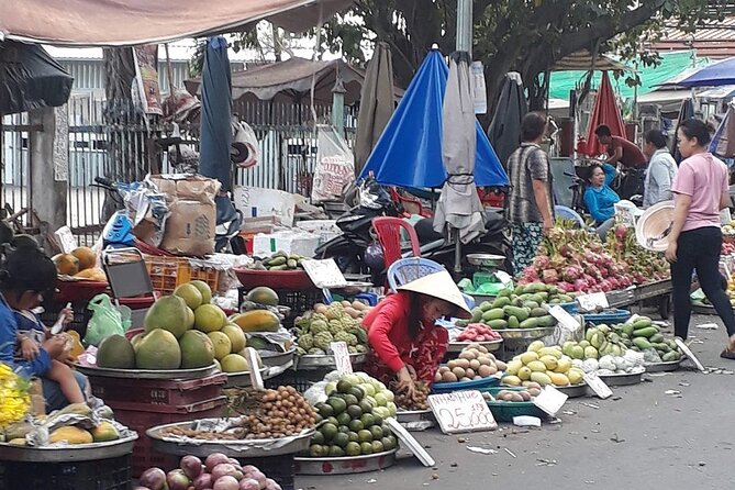Small-group Saigon City Tour: 3-Hour Cyclo Ride to Hidden Stories - District 5 and Thien Hau Temple: Chinese and Vietnamese Faith in One Place