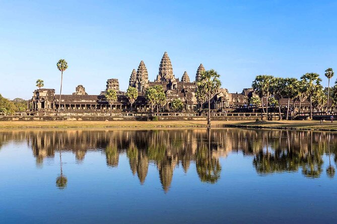 Southeast Asia 23-day: Vietnam, Cambodia & Thailand - Day 1 to Day 4: landing in Hanoi, then Ha Long without the chaos