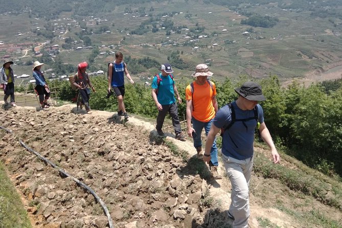 Sunrise Fansipan Mountain Hiking Tram Ton Trail 2D1N - Day 1: Sapa to Tram Ton Pass, lunch at 2,200m, sleep at 2,800m